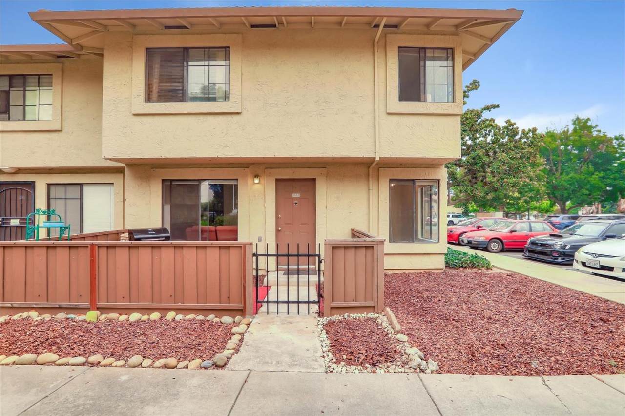 148 Kenbrook Cir - Photo 1