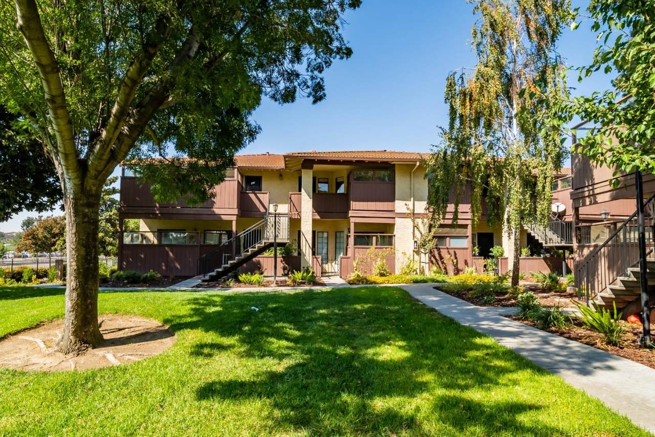 331 Kenbrook Cir - Photo 1