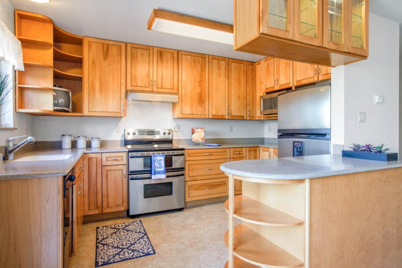464 Clinton St 310 - Photo 1