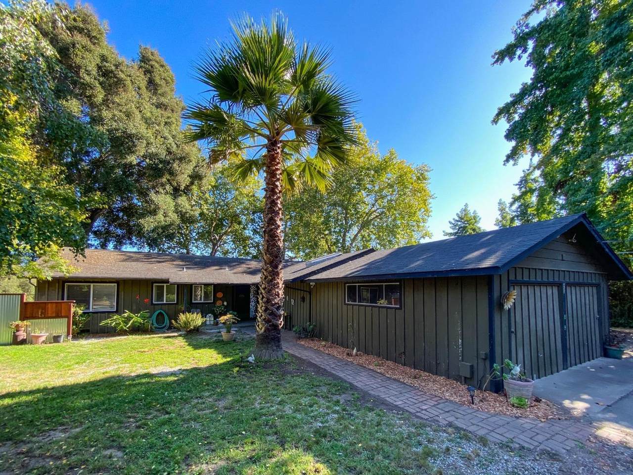 600 Valencia Rd - Photo 1
