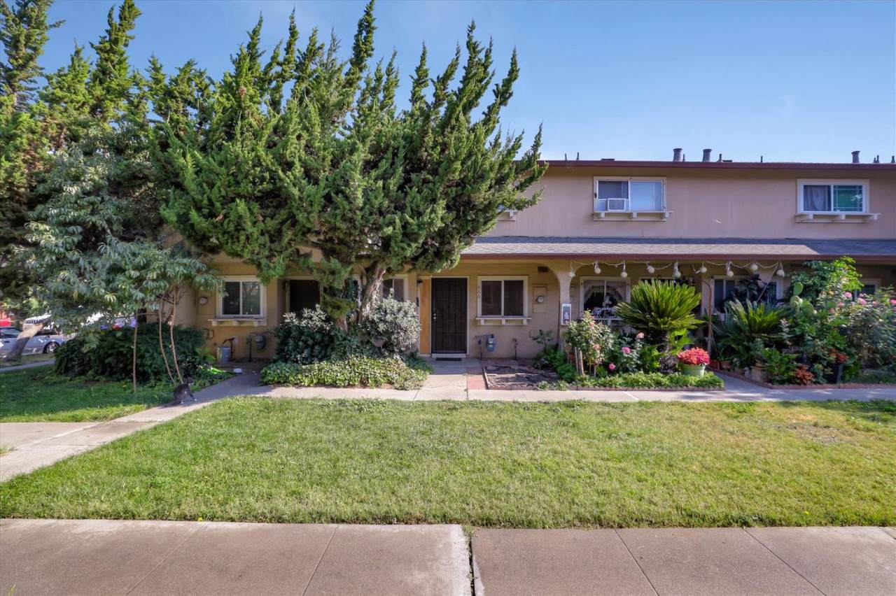 966 Bellhurst Ave - Photo 1