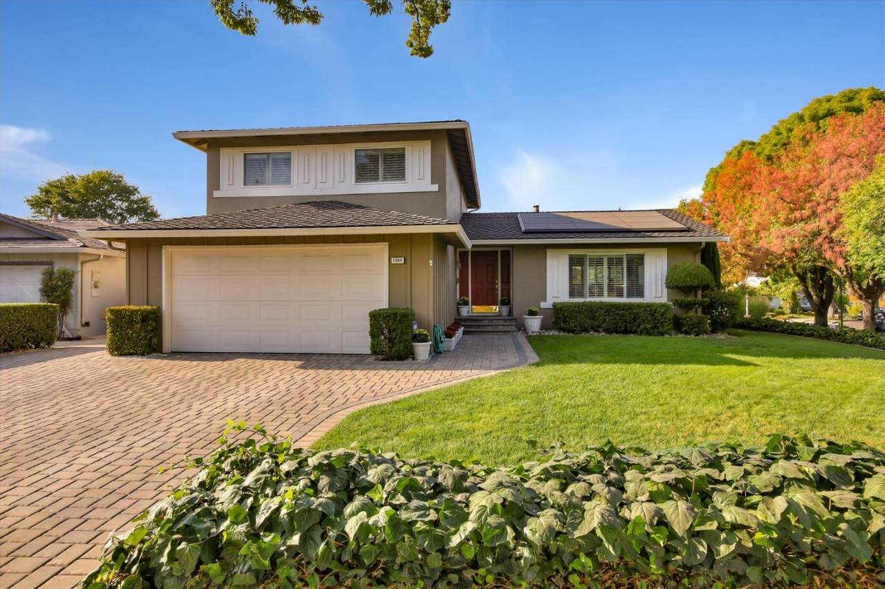 1065 Hedgecroft Pl - Photo 1