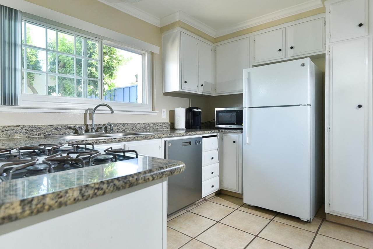 3417 Virgo Ln - Photo 1