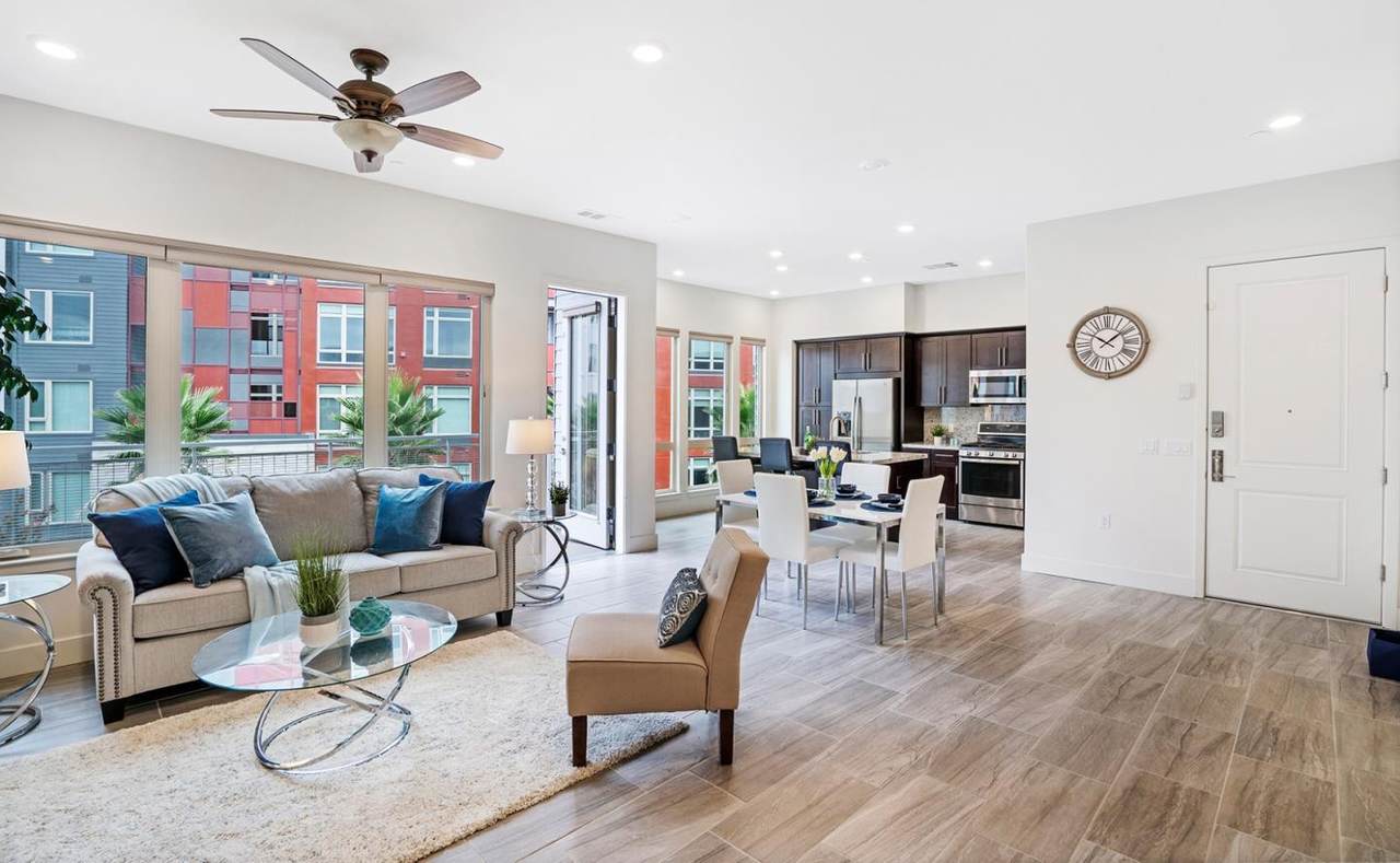 370 Riesling Ave 33 - Photo 1