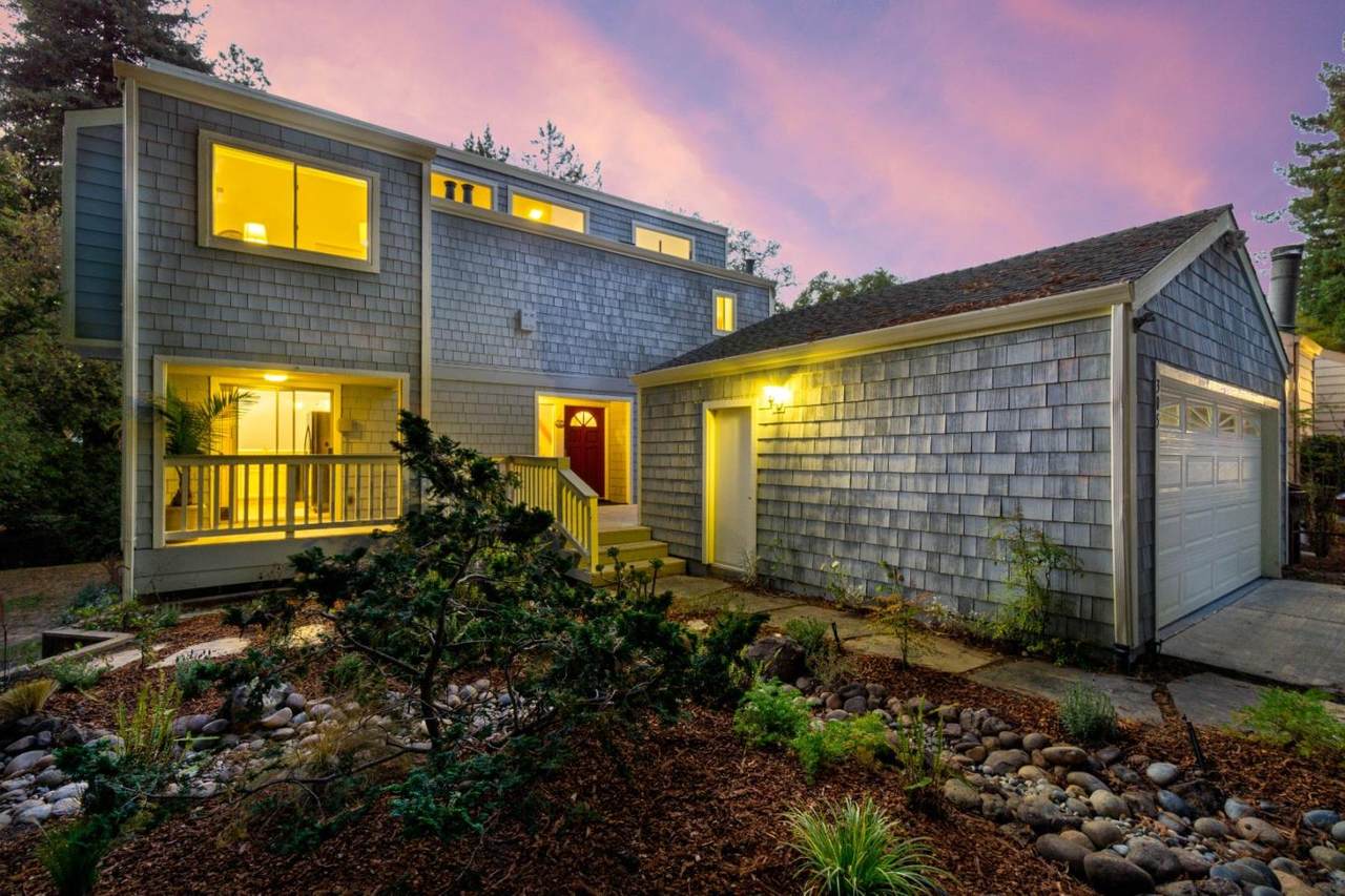 305 Lee St - Photo 1