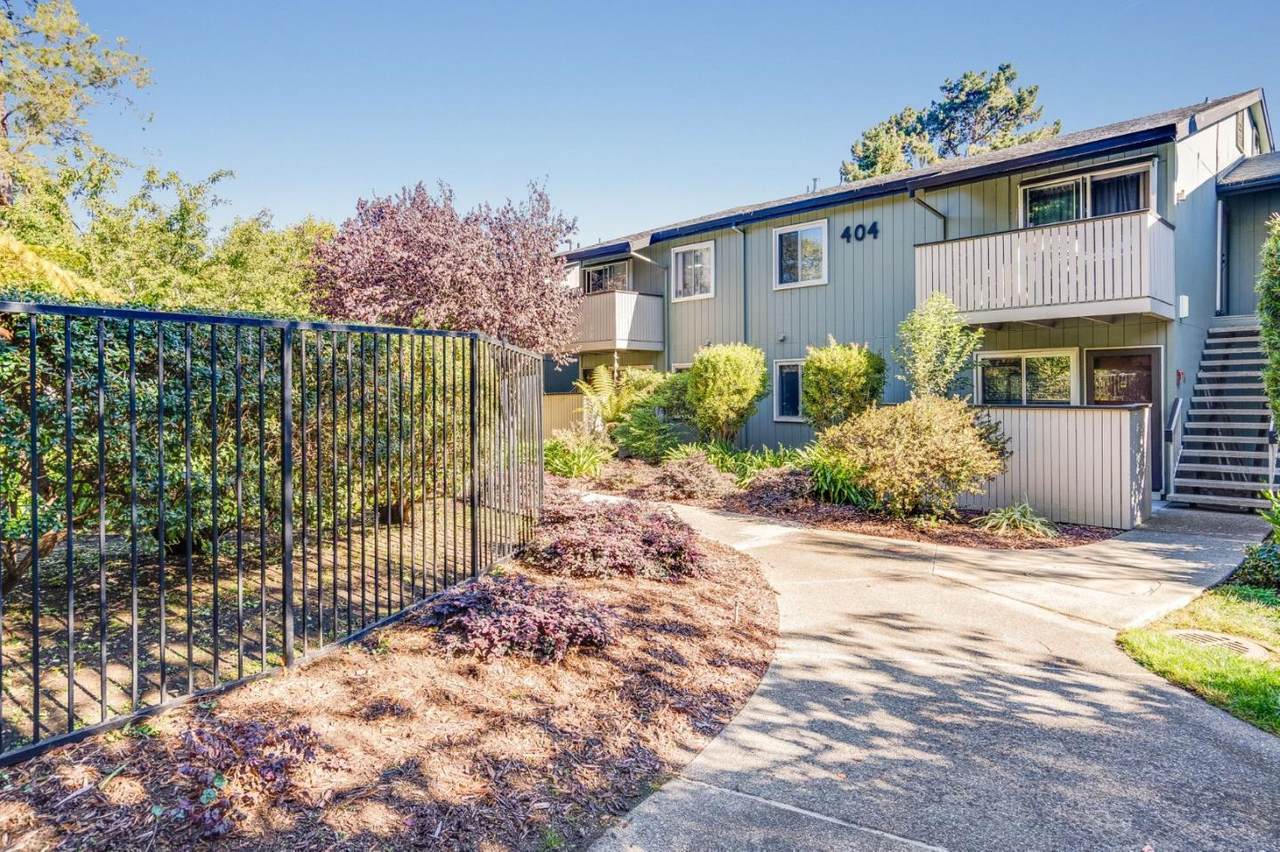 404 Boardwalk Ave 7 - Photo 1