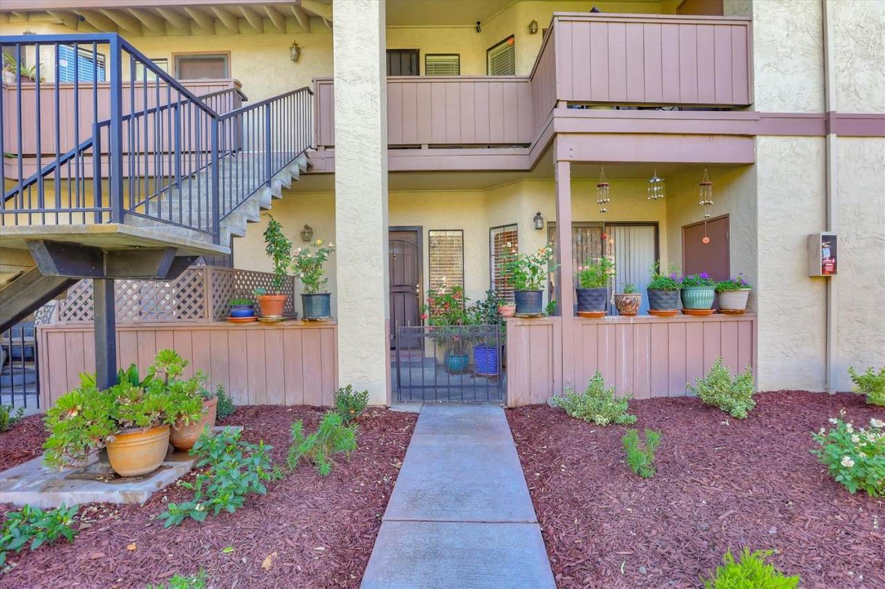 282 Kenbrook Cir - Photo 1