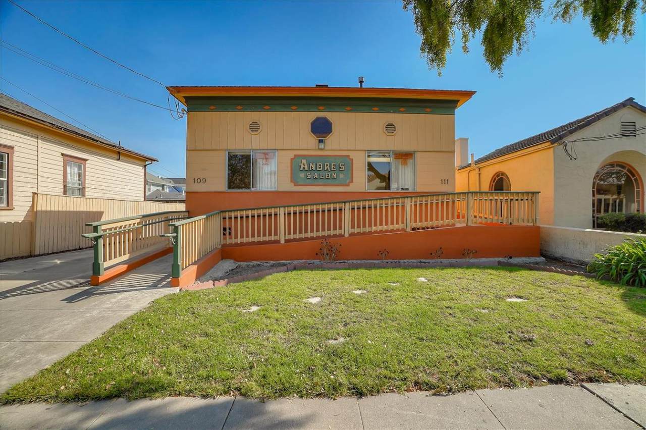 109 Capitol St - Photo 1