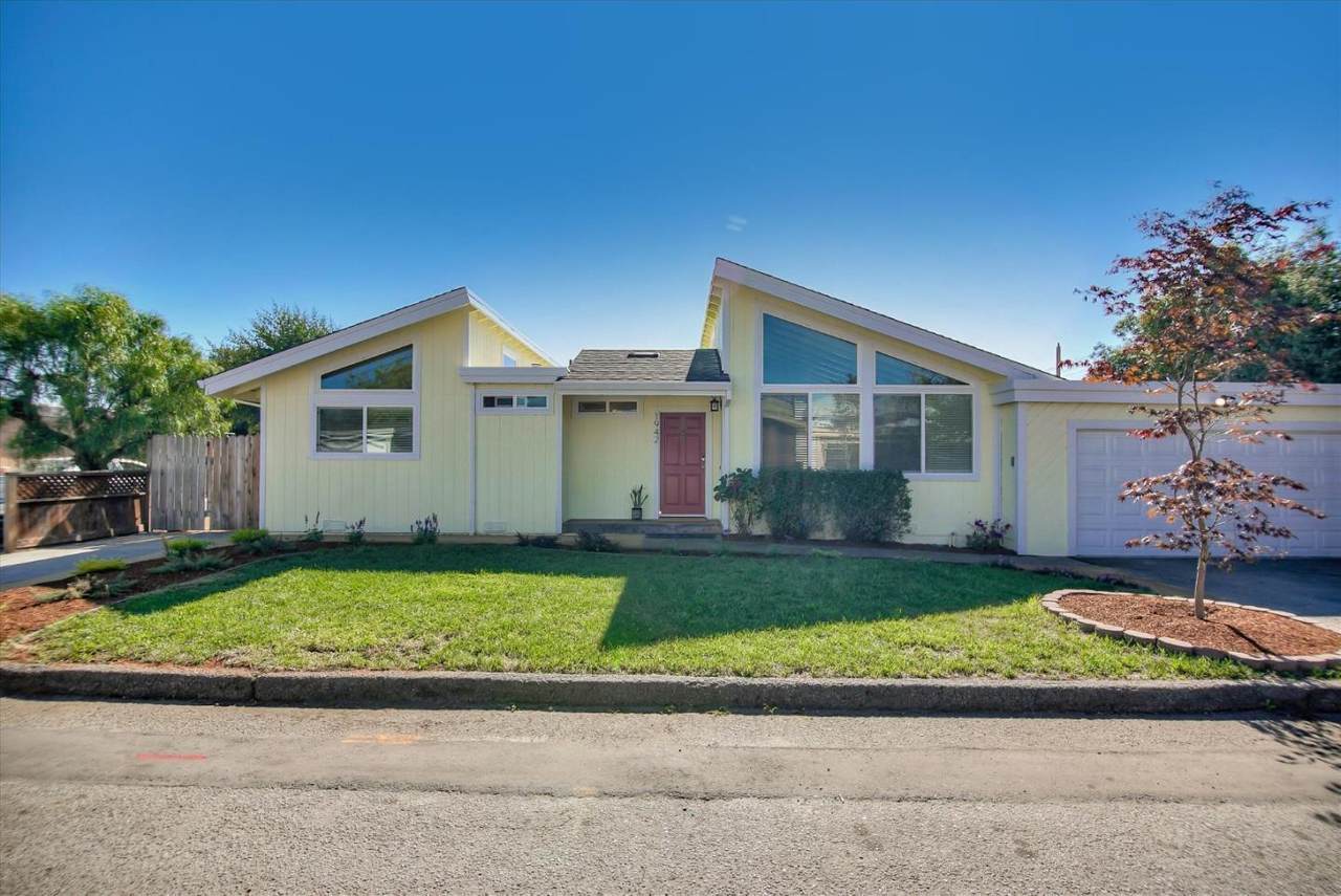 1942 17th Ave - Photo 1