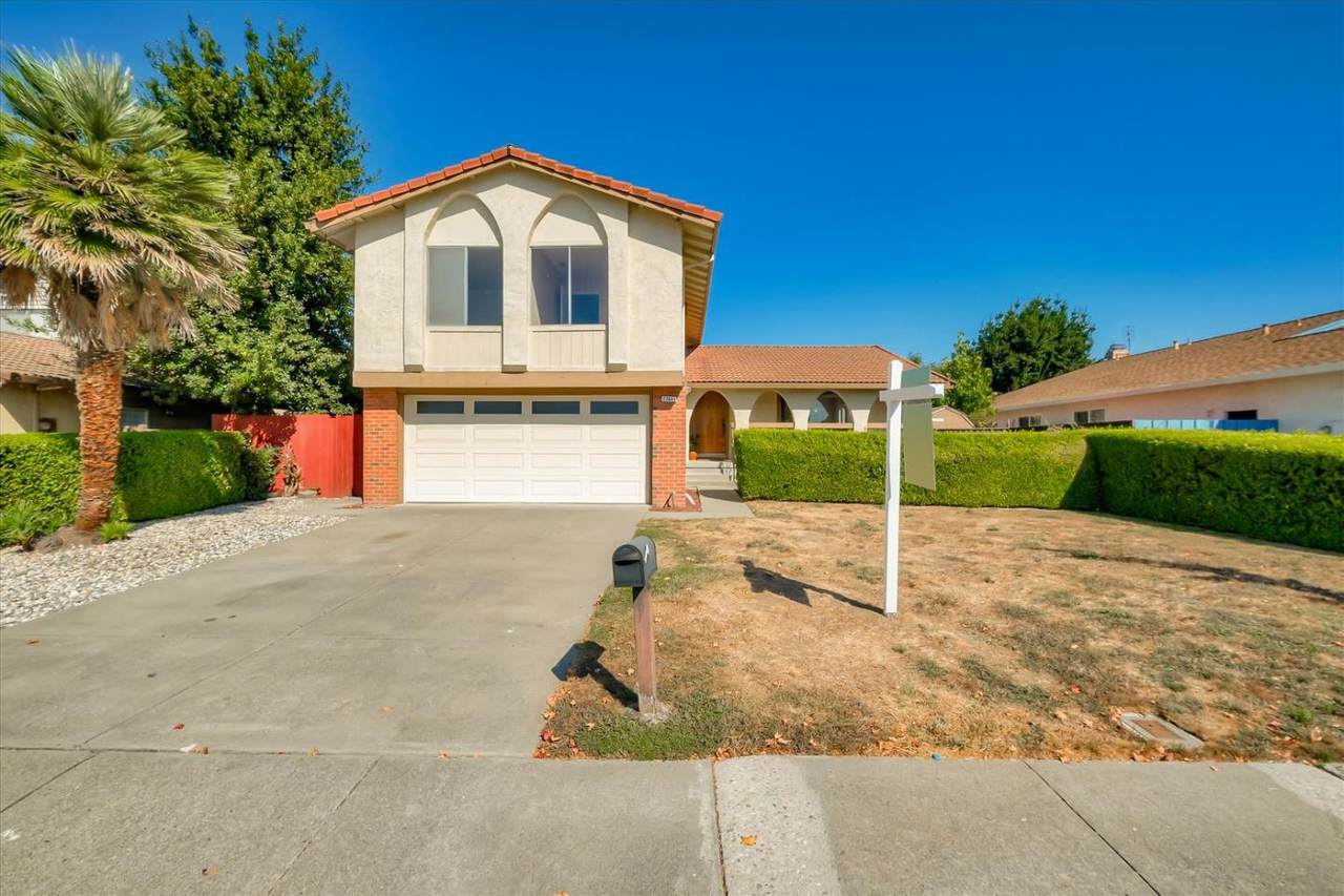 32641 Noah Dr - Photo 1