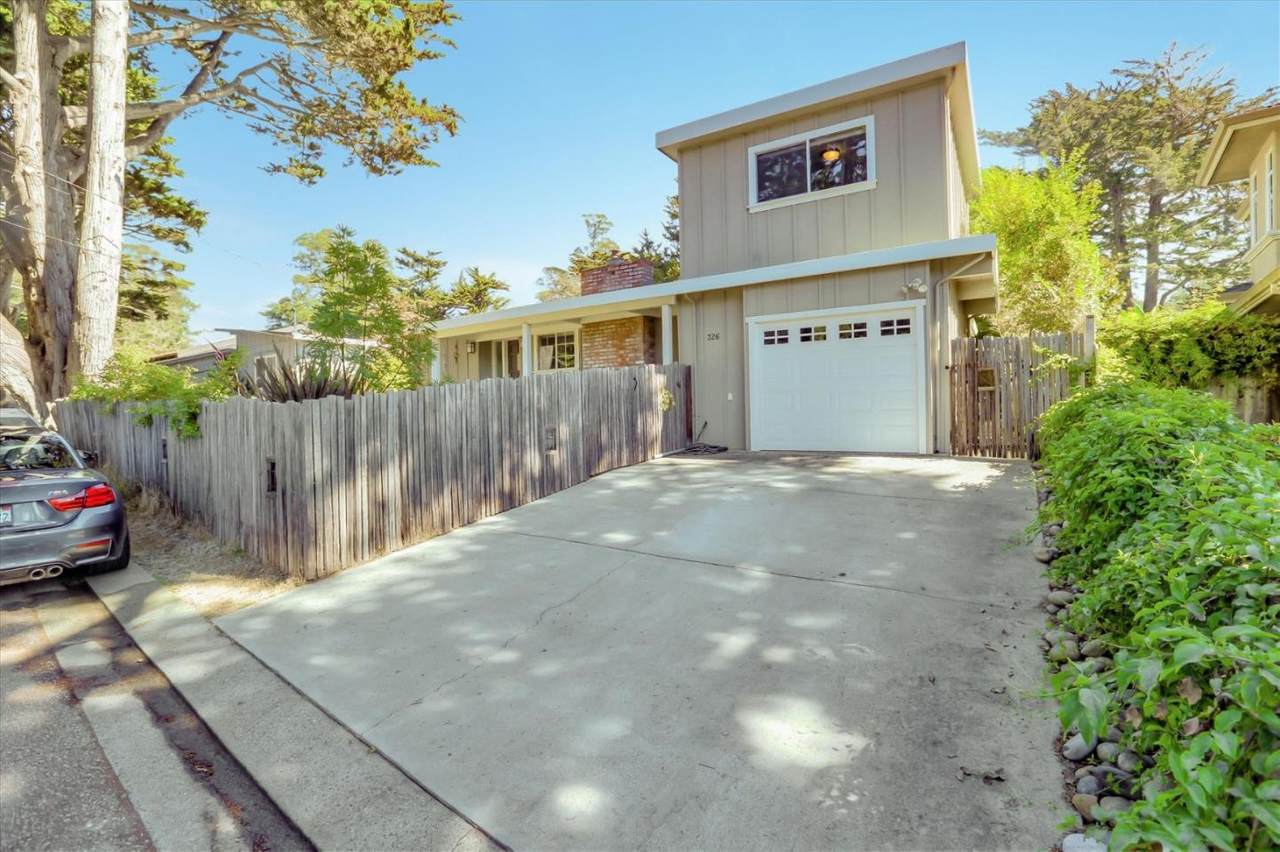326 Loyola Dr - Photo 1