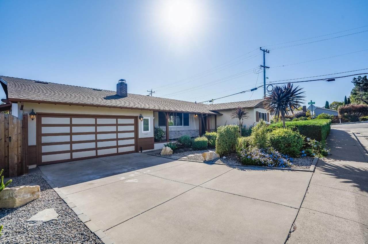 2699 Yosemite Dr - Photo 1