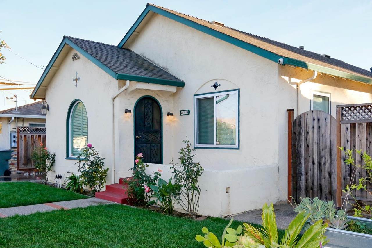 340 Angel Ave - Photo 1