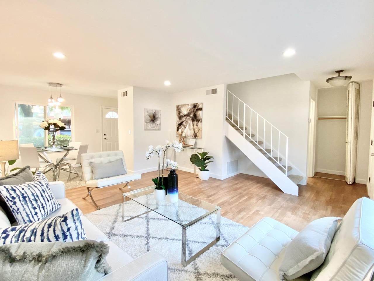 4615 Norwood Ter - Photo 1