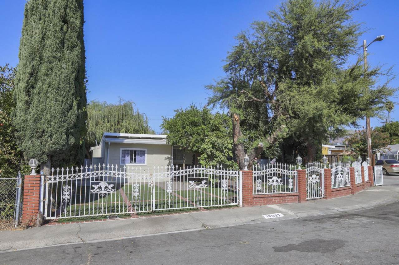 10067 Torrance Ave - Photo 1