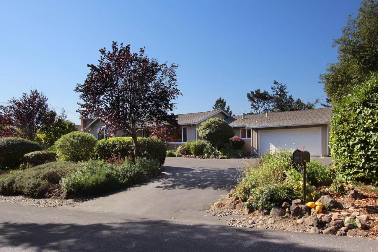 11 Oak Rd - Photo 1