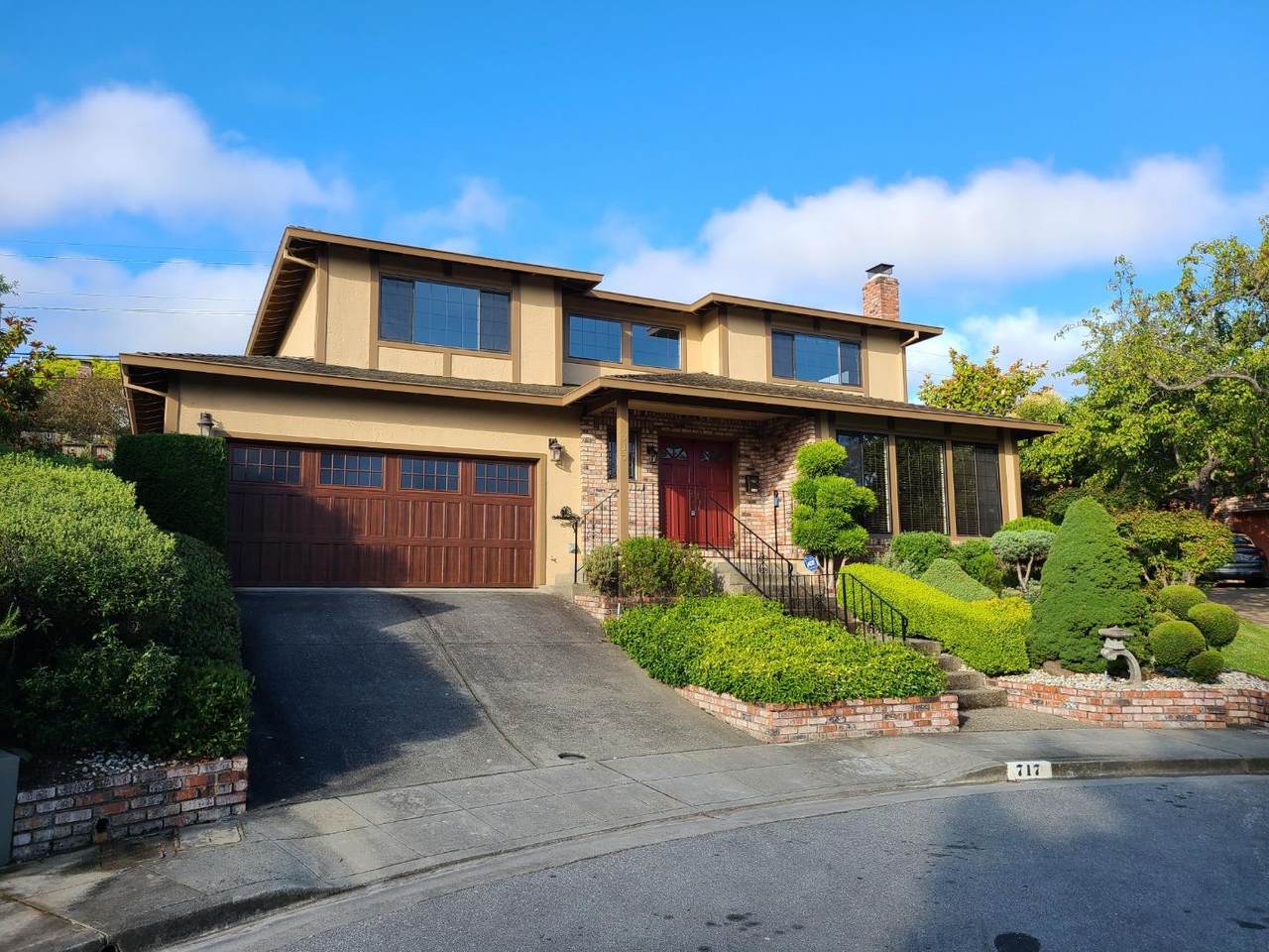 717 Melissa Ct - Photo 1