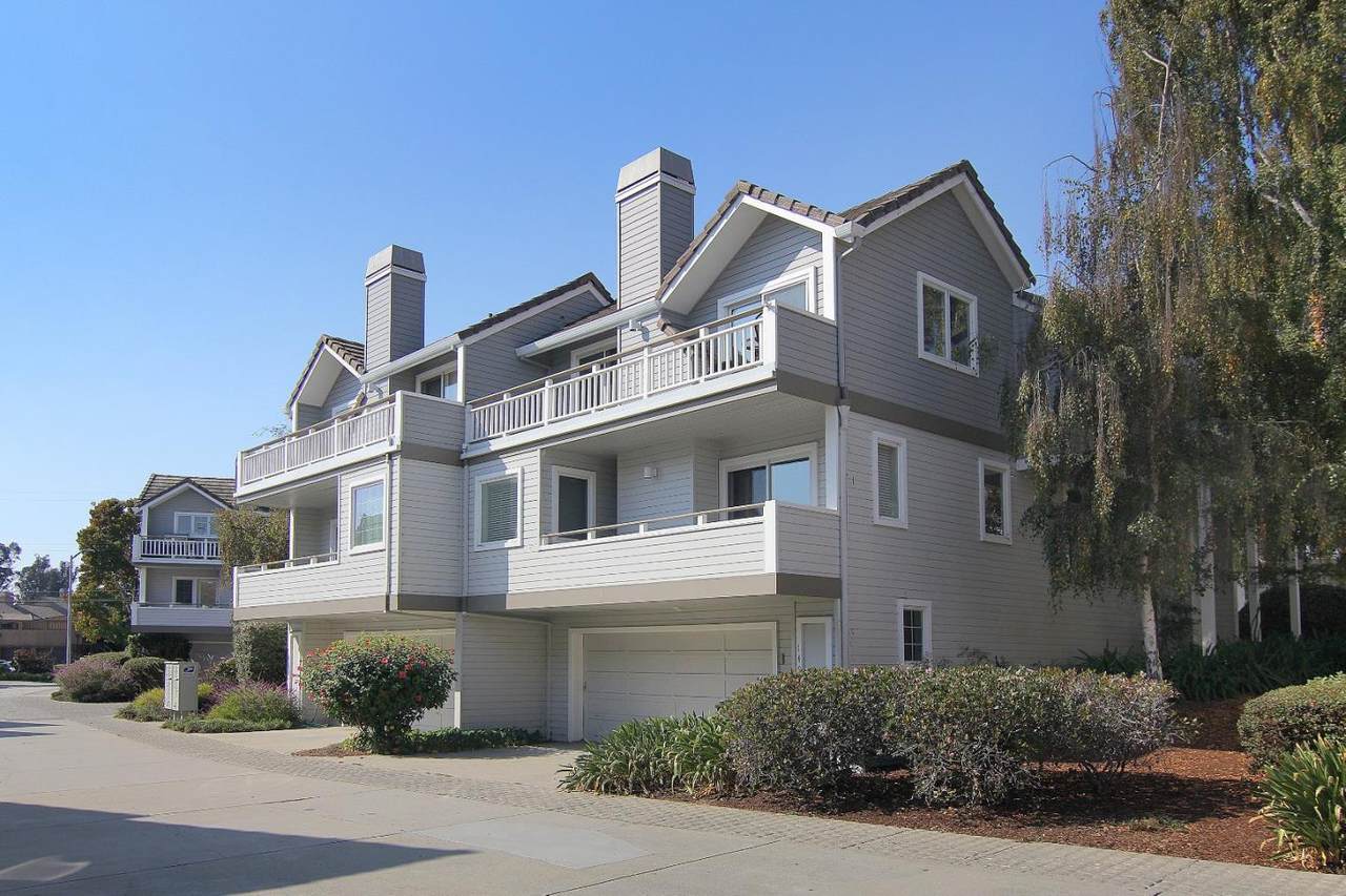 140 Frederick St - Photo 1