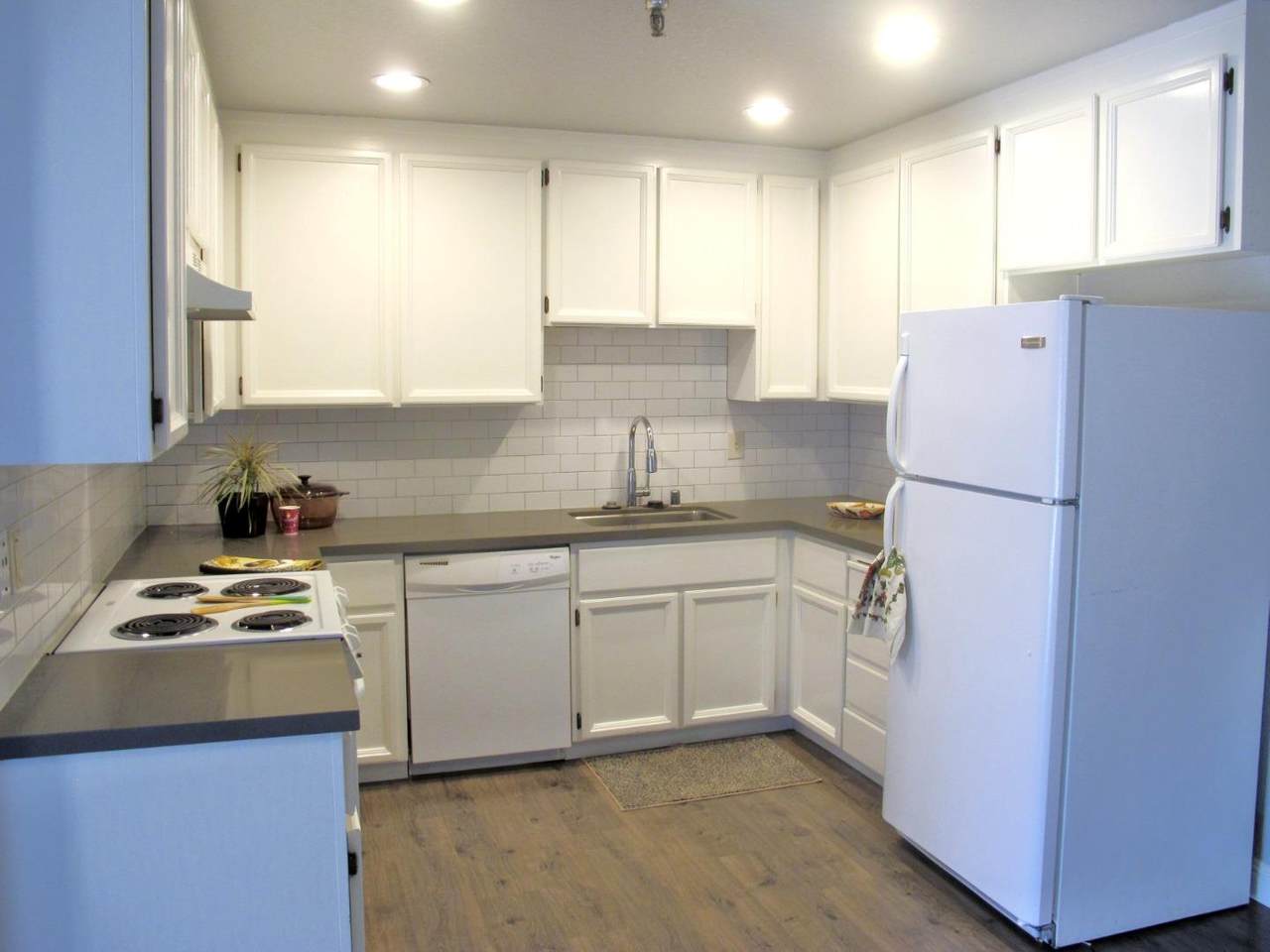 375 Clifford Ave 315 - Photo 1