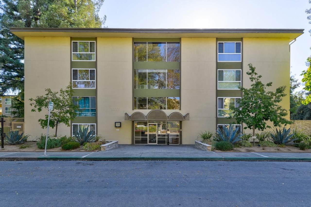 1033 Crestview Dr 304 - Photo 1