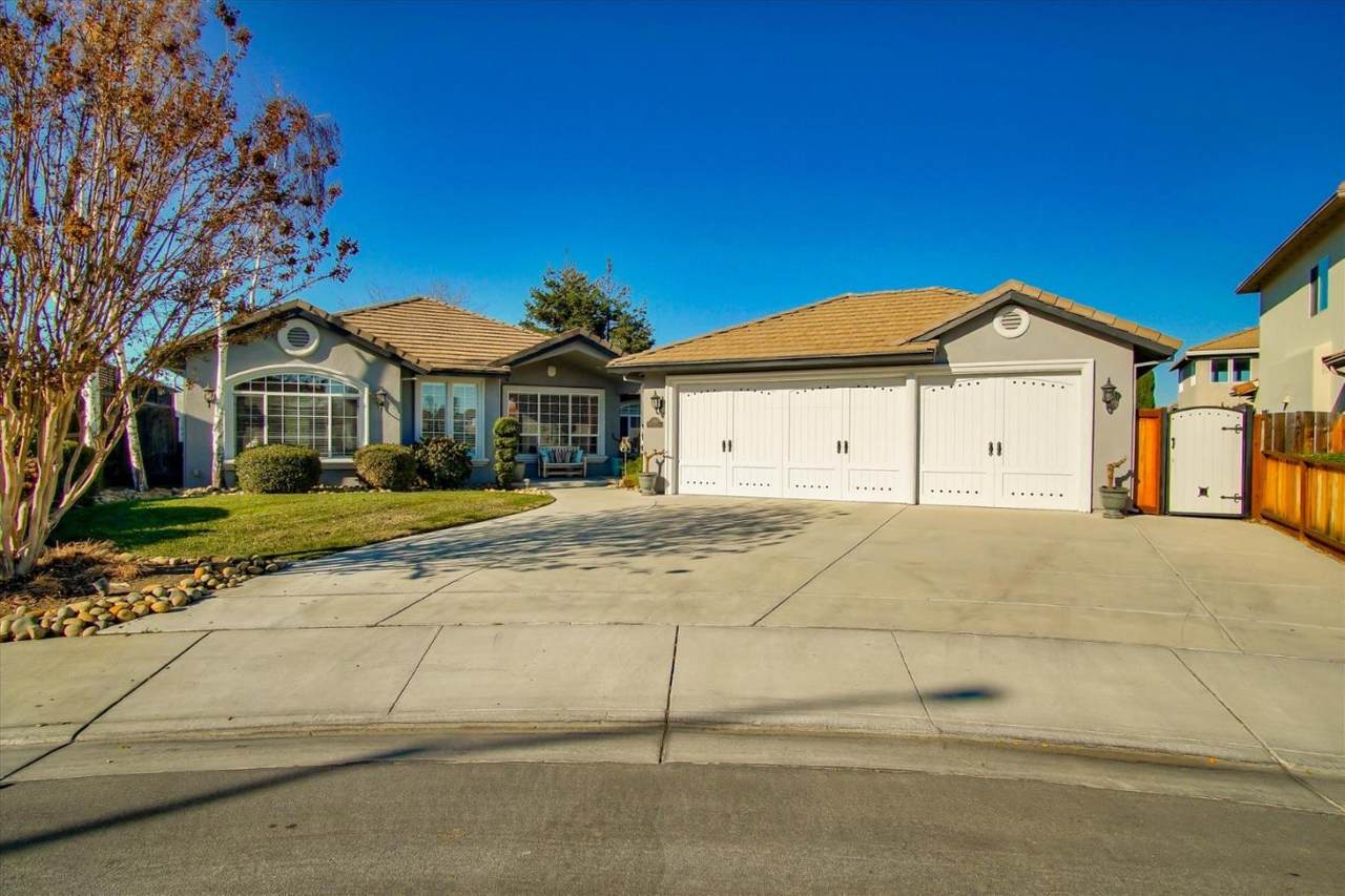 1670 San Pablo Ct - Photo 1