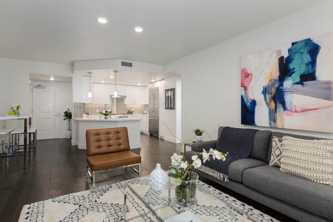 657 Walnut St 425 - Photo 1