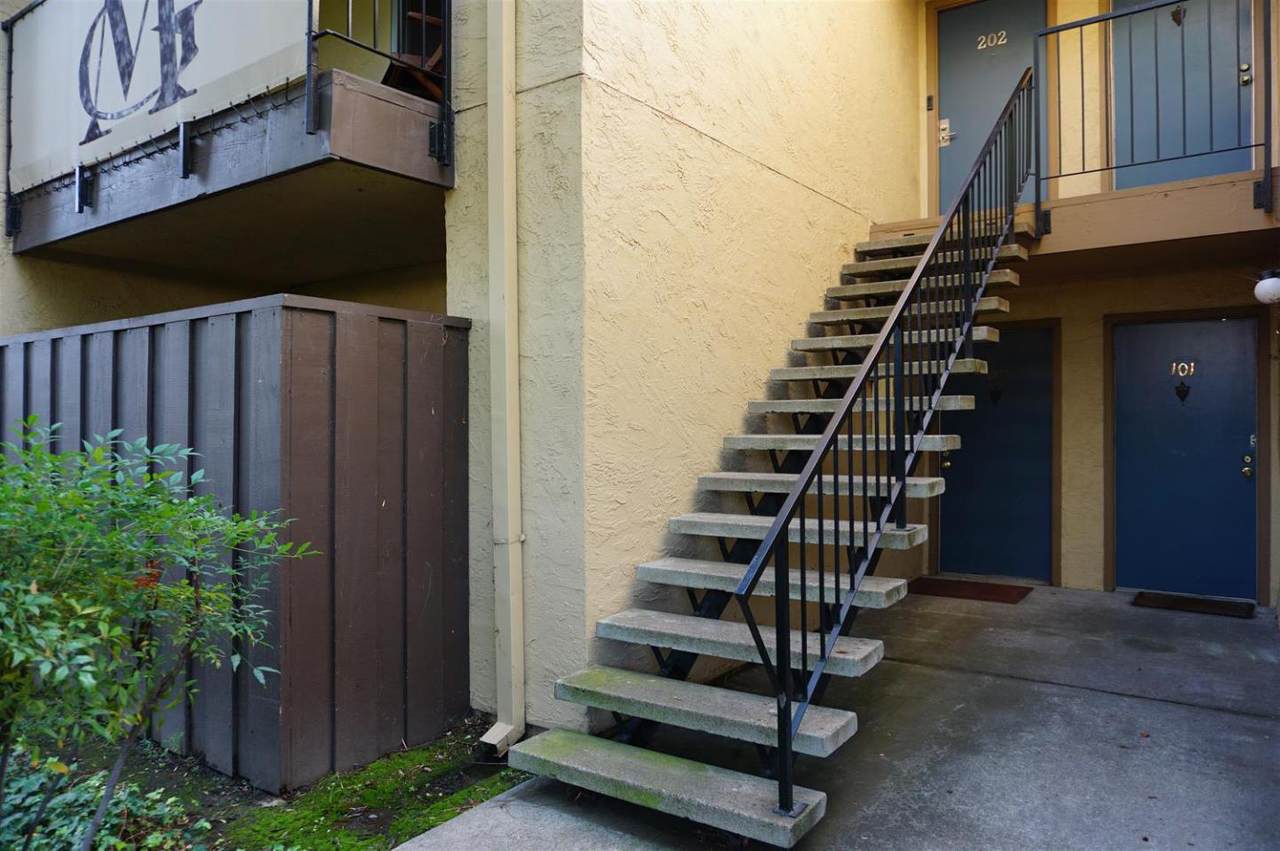 247 Capitol Ave 102 - Photo 1