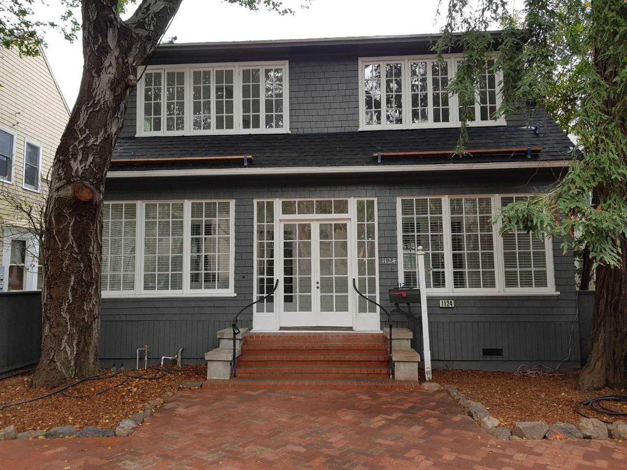 1124 Douglas Ave - Photo 1