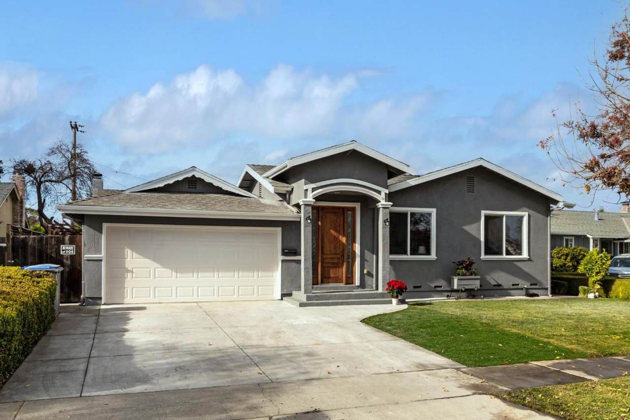 1139 Keltner Ave - Photo 1