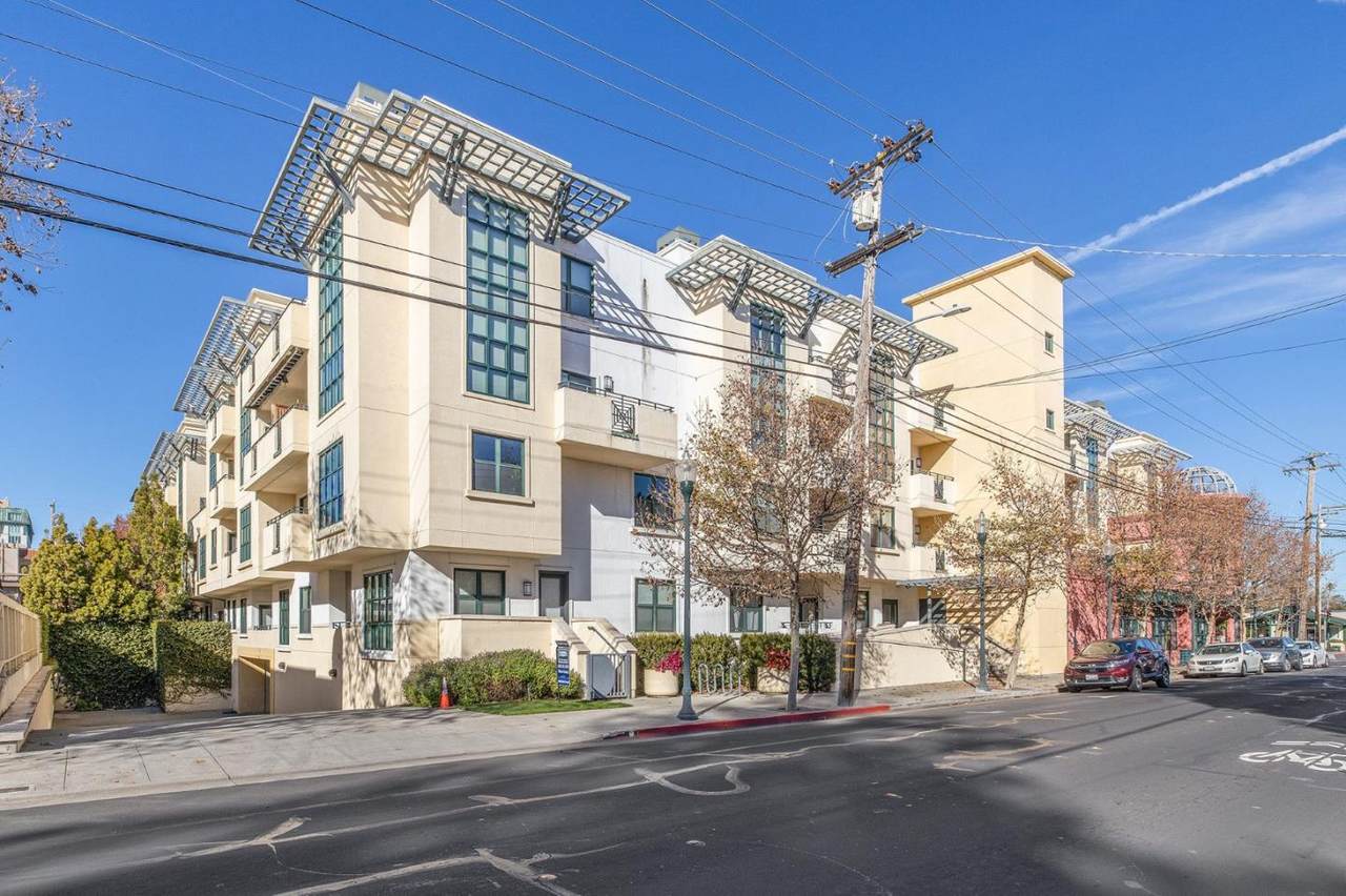 225 9th Ave 311 - Photo 1