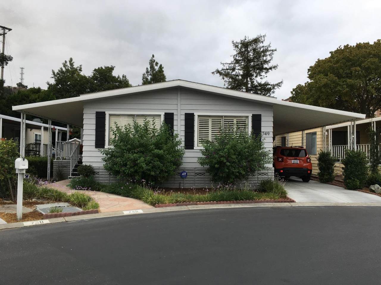 749 Mill Stream Dr 749 - Photo 1