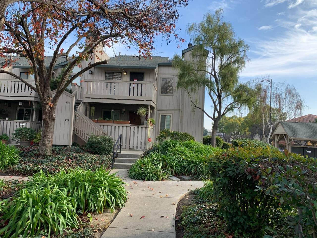 496 Coyote Creek Cir - Photo 1