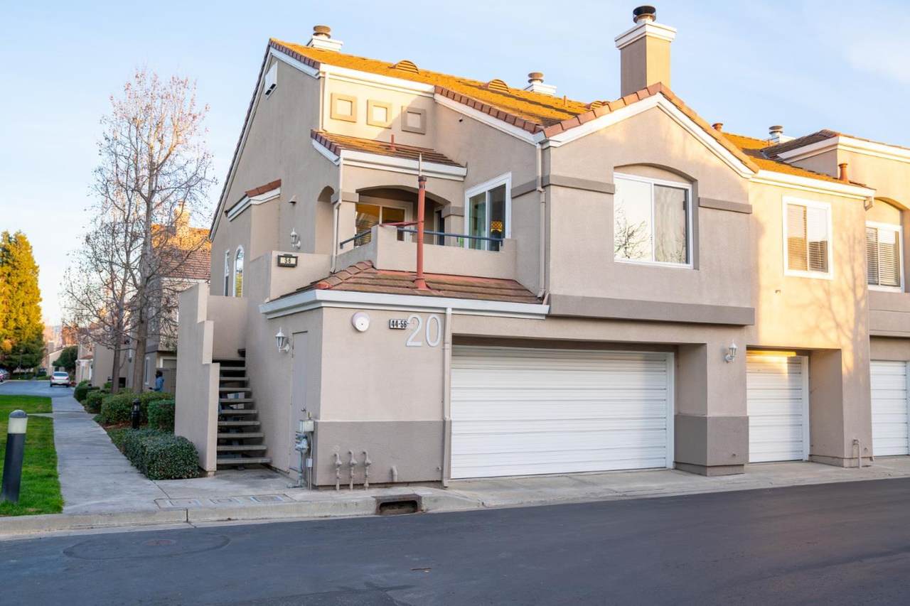 56 Mirabelli Cir - Photo 1