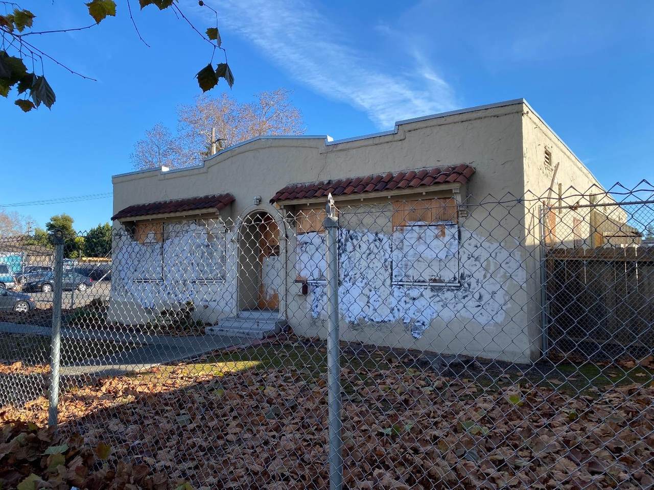 990 Santa Clara St - Photo 1