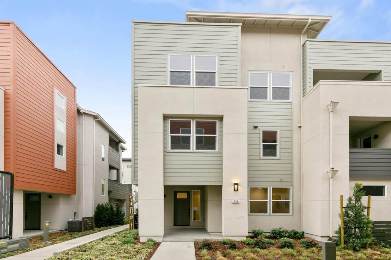 2933 Lamory Pl 114 - Photo 1
