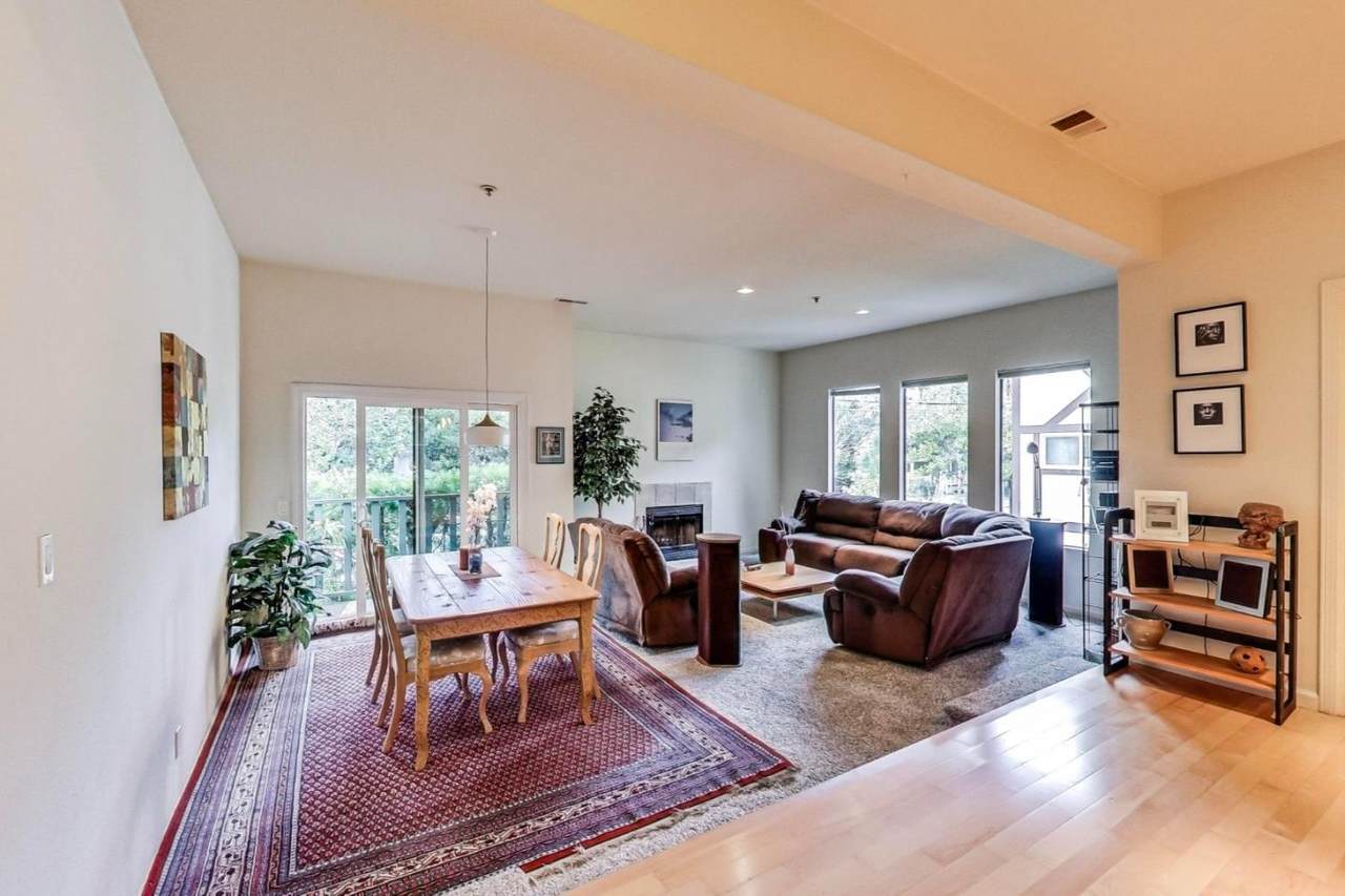 546 Everett Ave - Photo 1