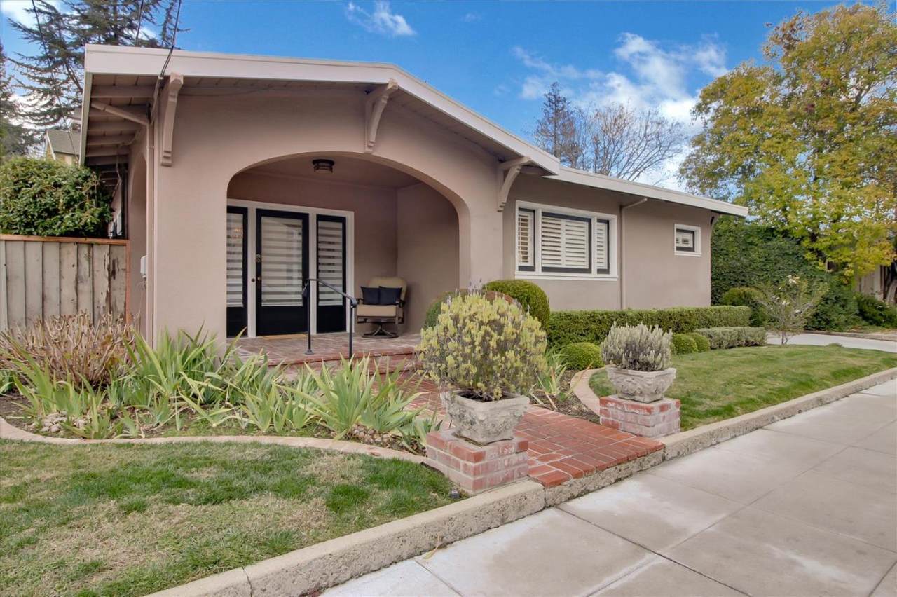 222 Nicholson Ave - Photo 1
