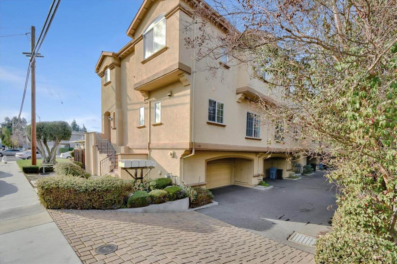 2385 Homestead Rd - Photo 1