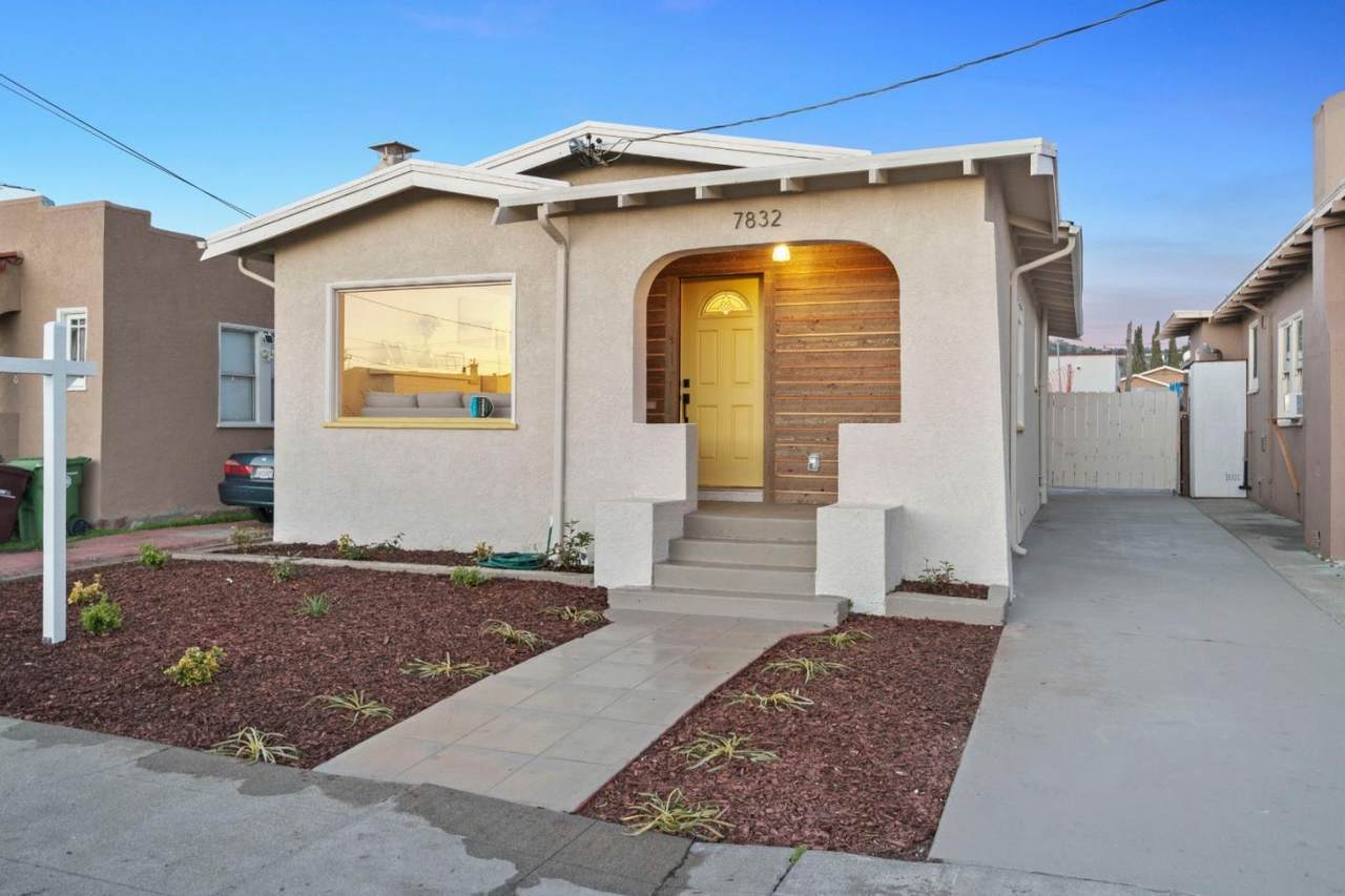 7832 Weld St - Photo 1