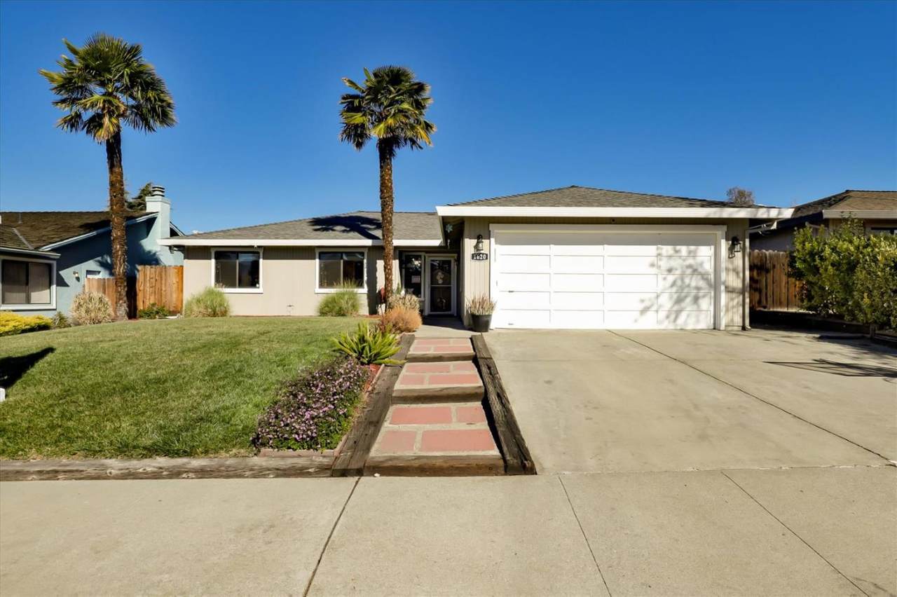 1620 Tiburon Dr - Photo 1