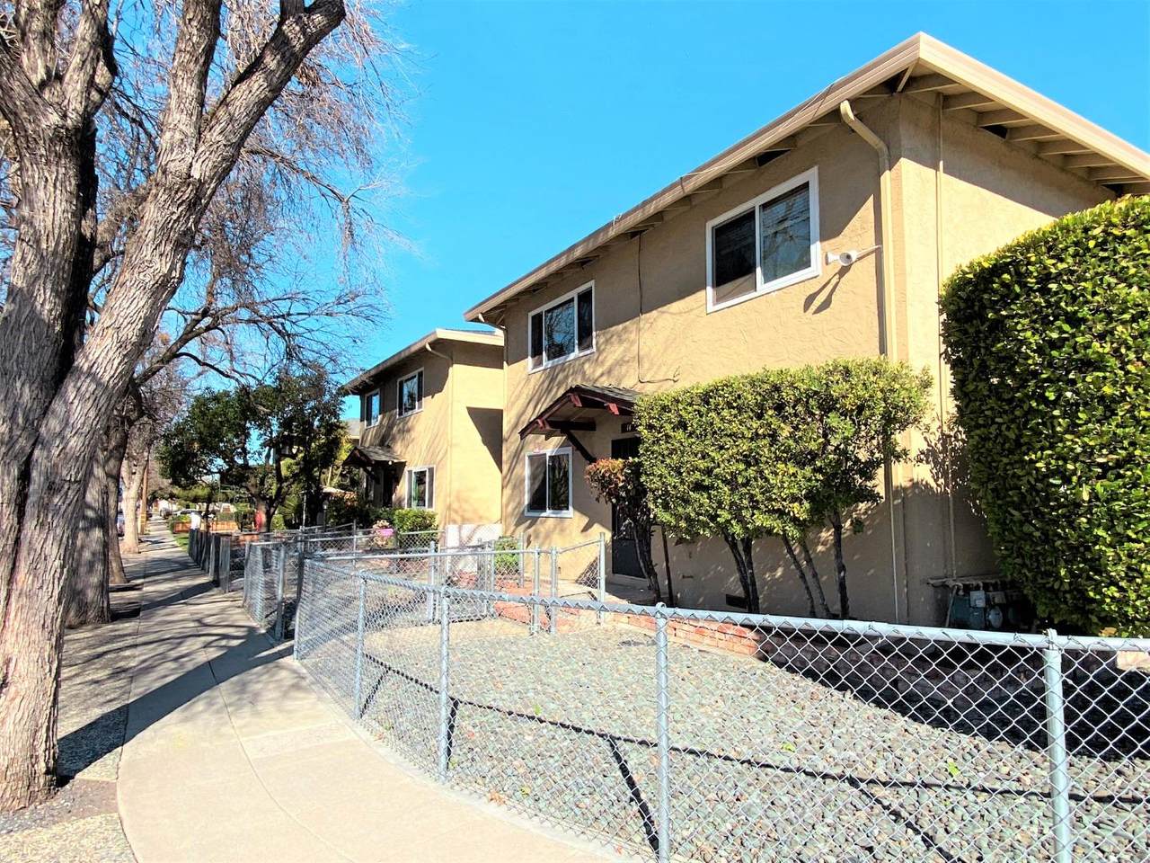14 Lavonne Dr - Photo 1