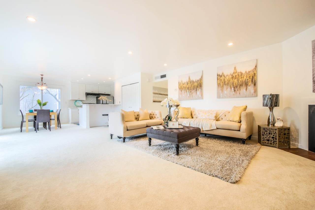 9085 Alcosta Blvd 320 - Photo 1