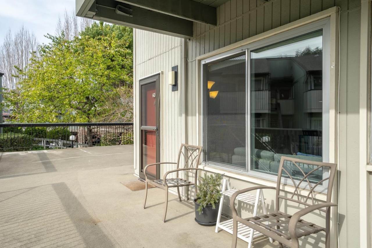 1126 Cherry Ave 60 - Photo 1
