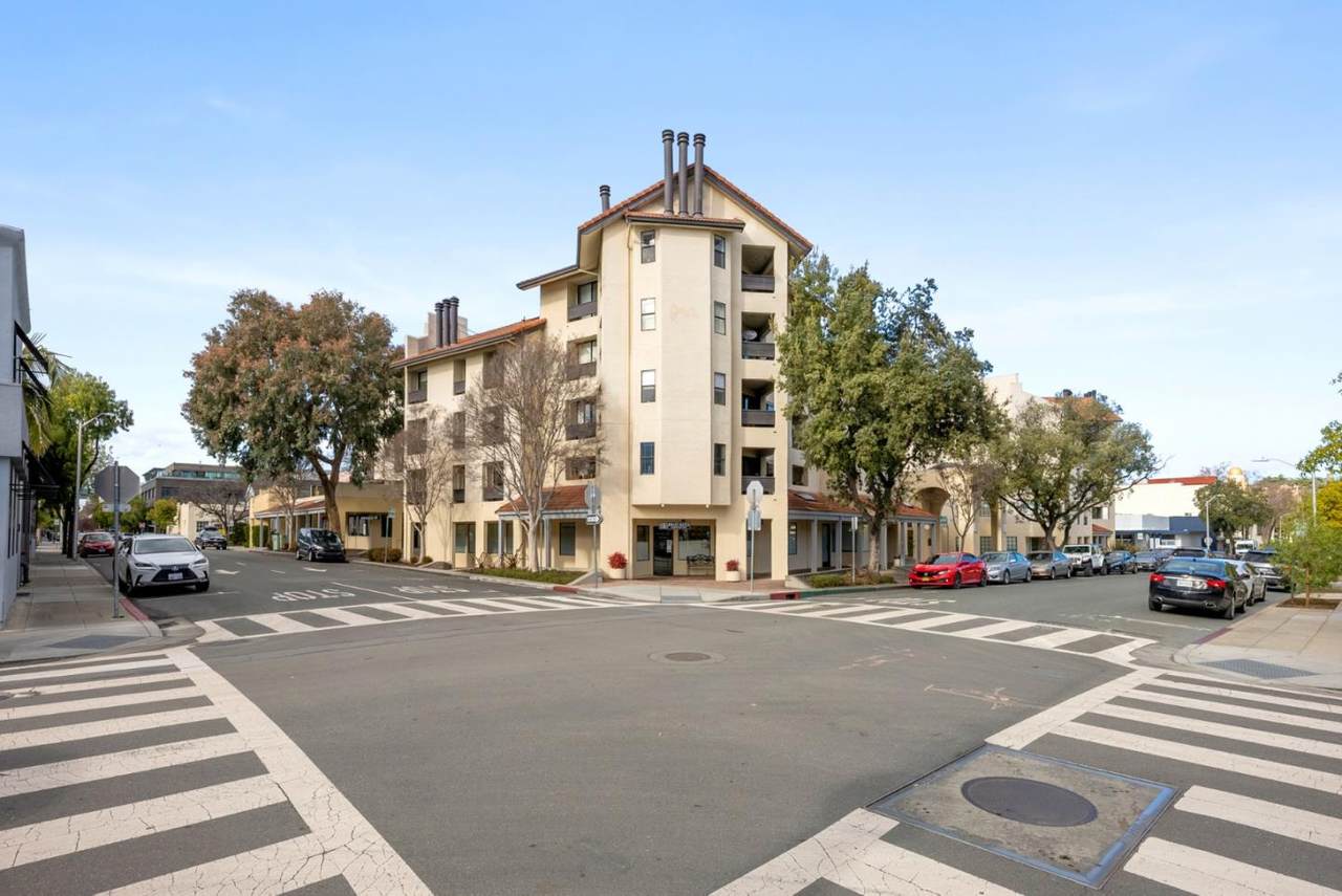 165 Forest Ave 2A - Photo 1