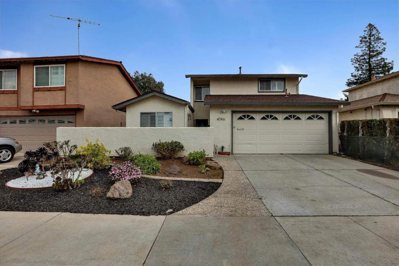 4746 Eagle Lake Dr - Photo 1