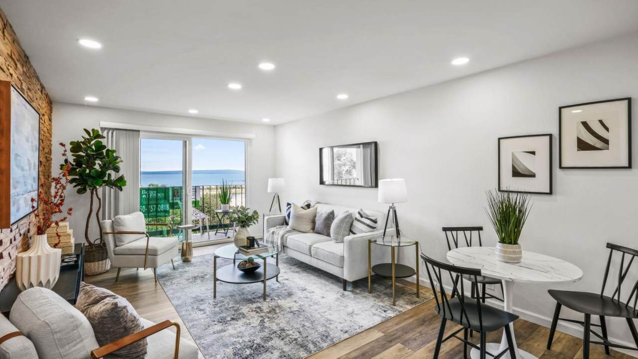 45 Joy Ave C - Photo 1