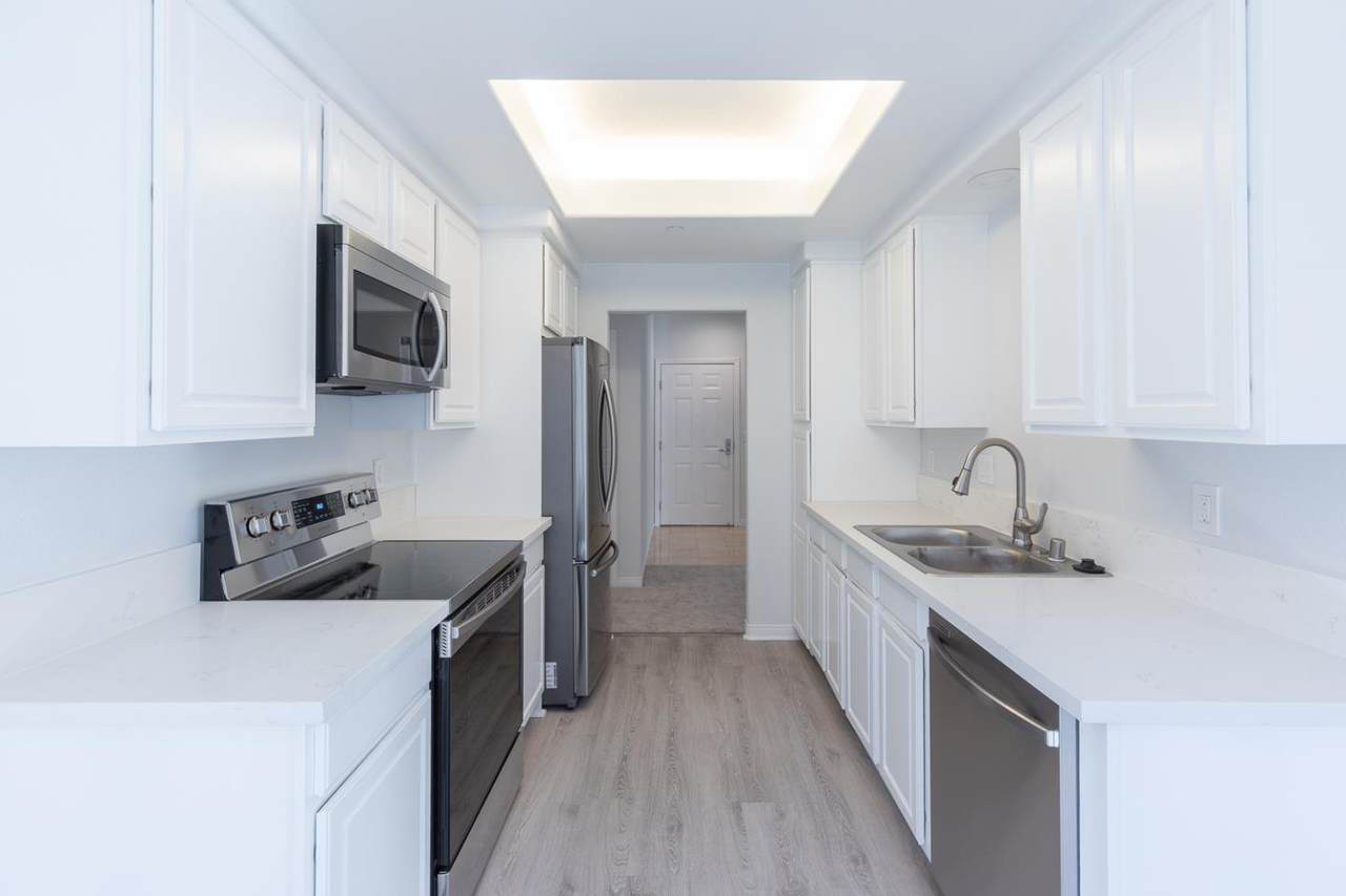 144 3rd St 432 - Photo 1