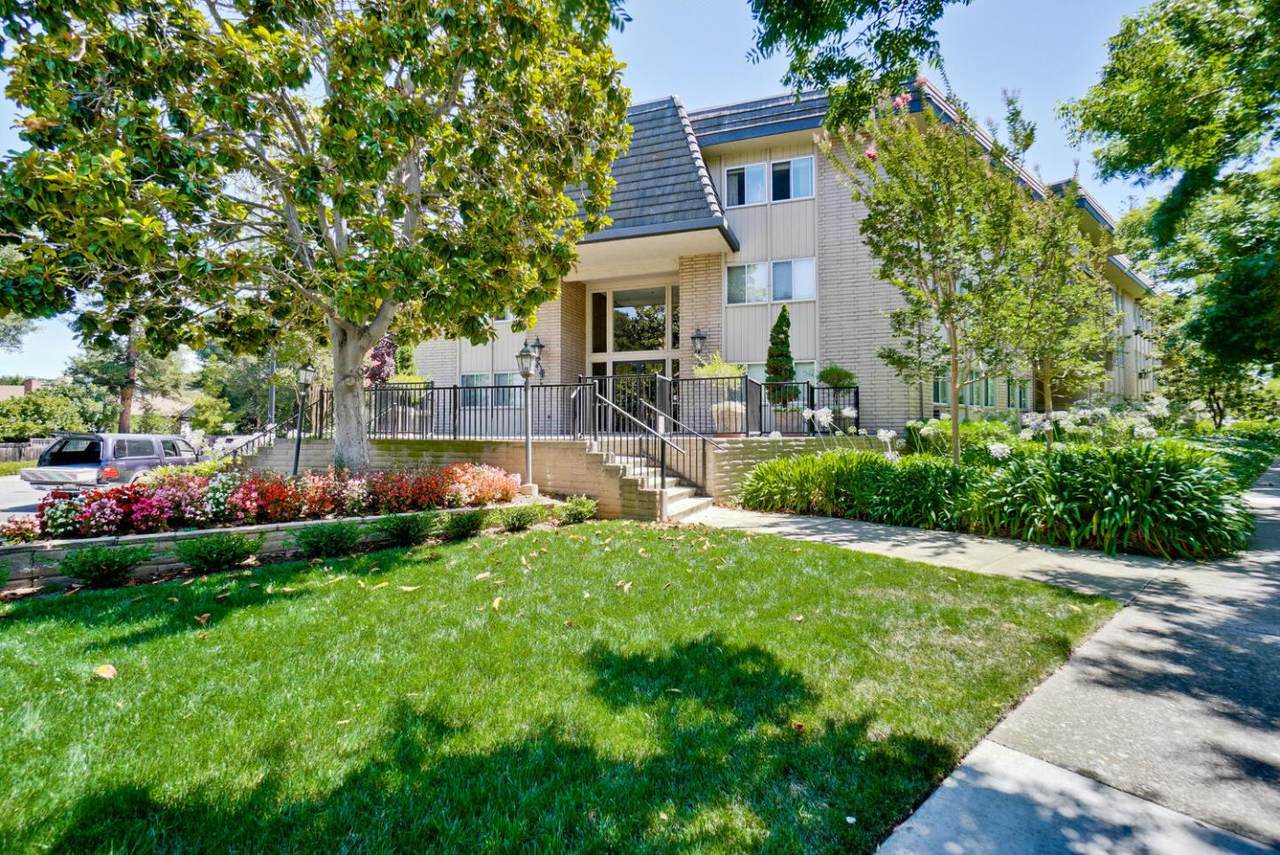150 Edith Ave 9 - Photo 1