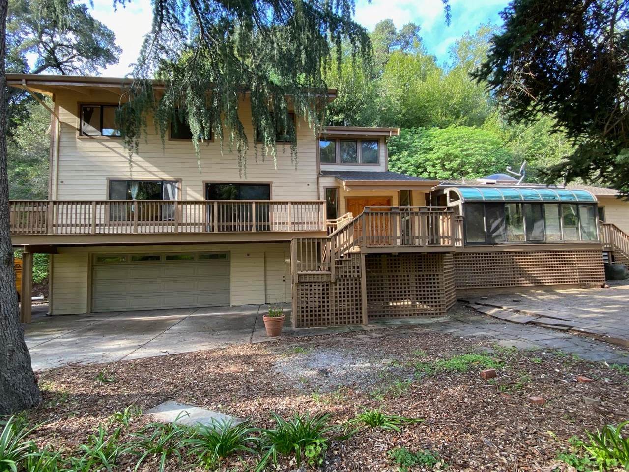 854 Midglen Way - Photo 1