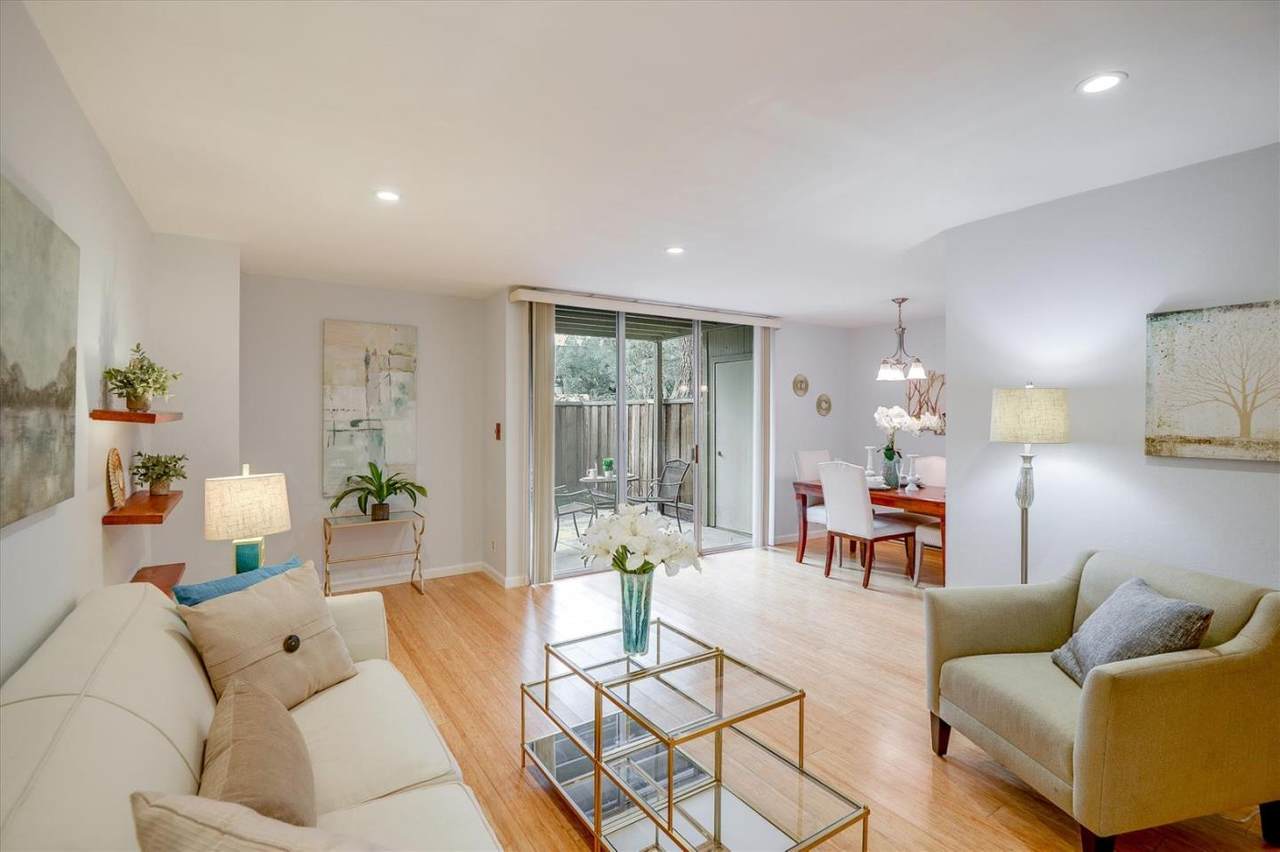 505 Cypress Point Dr 272 - Photo 1